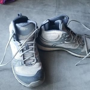 Keen hiking boots